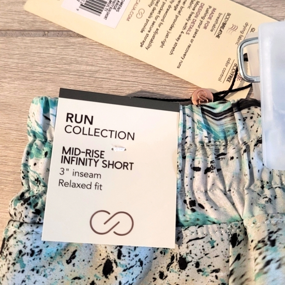 Calia Run Collection Mid Rise Infinity Shorts - Picture 4 of 7
